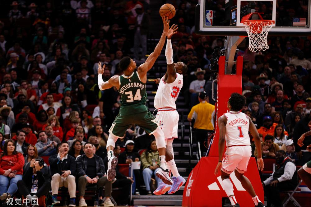 充滿好奇 充滿好奇